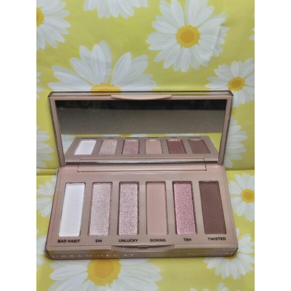 URBAN DECAY Naked Mini Eyeshadow Palette NAKED SIN New In Box 6 Eyeshadows - Picture 1 of 12